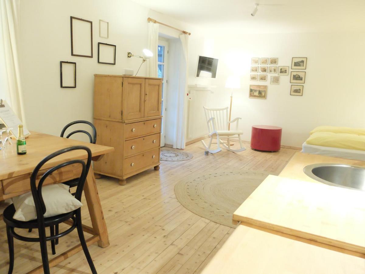 Gartenstudio-Apartment Tausendfreund - Adults Only - Am Chiemsee Breitbrunn am Chiemsee Exteriör bild